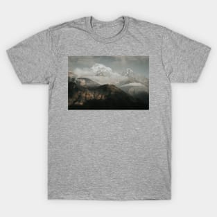 Himalaya foggy mountain peaks T-Shirt